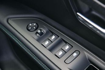 Peugeot 3008 1.6 13.2kWh Allure Premium e-EAT Euro 6 (s/s) 5dr