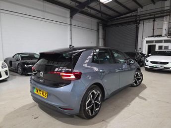Volkswagen ID.3 Pro Performance 58kWh Life Auto 5dr