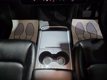 Tesla Model Y (Dual Motor) Long Range Auto 4WDE 5dr