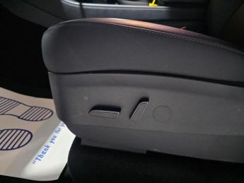 Tesla Model Y (Dual Motor) Long Range Auto 4WDE 5dr