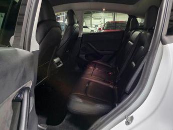 Tesla Model Y (Dual Motor) Long Range Auto 4WDE 5dr