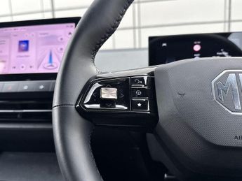 MG MG4 77kWh Trophy Extended Range Auto 5dr