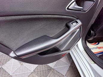 Mercedes-Benz CLA 2.1 CLA220d AMG Line Shooting Brake 7G-DCT Euro 6 (s/s) 5dr