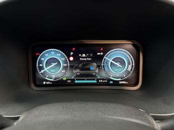 Hyundai KONA 64kWh Premium Auto 5dr (10.5kW Charger)