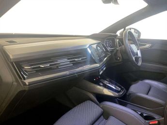 Audi Q4 e-tron 40 S line SUV 5dr Electric Auto 82kWh (204 ps)