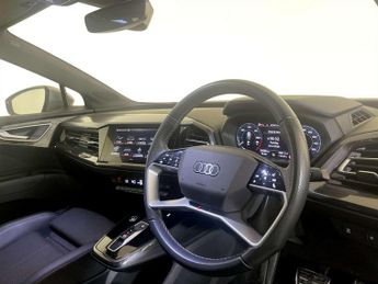 Audi Q4 e-tron 40 S line SUV 5dr Electric Auto 82kWh (204 ps)