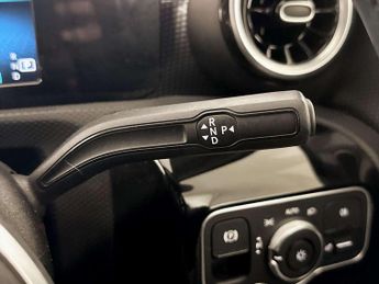 Mercedes-Benz A Class 2.0 A200d Sport Saloon 4dr Diesel 8G-DCT Euro 6 (s/s) (150 ps)