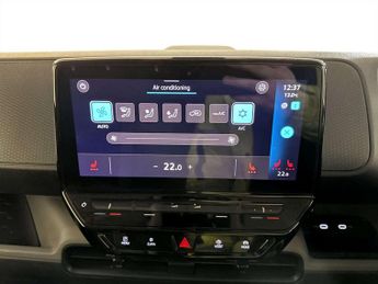 Volkswagen ID. Buzz Cargo Pro 77kWh Commerce Plus Panel Van 5dr Electric Auto (204 ps)