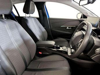 Peugeot E-208 50kWh Allure Premium + Hatchback 5dr Electric Auto (7kW Charger)