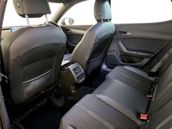 CUPRA Formentor 1.4 eHybrid 12.8kWh V1 SUV 5dr Petrol Plug-in Hybrid DSG Euro 6 