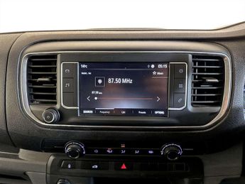 Vauxhall Vivaro Electric 3100 75kWh Dynamic Panel Van 6dr Electric Auto L2 H1 (7.4kW Char