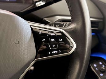 Volkswagen ID.4 Pro Performance 77kWh 1ST Edition SUV 5dr Electric Auto (204 ps)