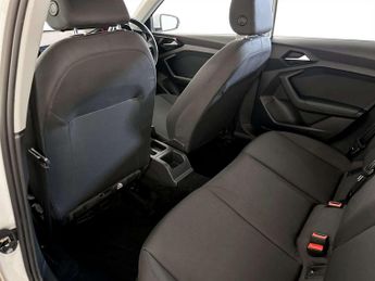 Audi A1 1.0 TFSI 25 Technik Sportback 5dr Petrol Manual Euro 6 (s/s) (95