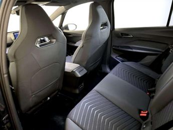 CUPRA Born e-Boost 58kWh V2 Hatchback 5dr Electric Auto (230 ps)