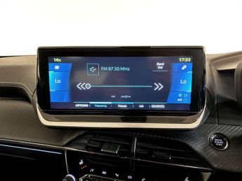 Peugeot E-2008 50kWh GT SUV 5dr Electric Auto (136 ps)