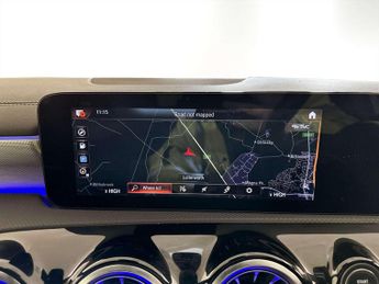 Mercedes-Benz A Class 1.3 A250e 15.6kWh AMG Line Edition (Executive) Hatchback 5dr Pet