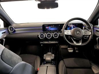 Mercedes-Benz A Class 1.3 A250e 15.6kWh AMG Line Edition (Executive) Hatchback 5dr Pet
