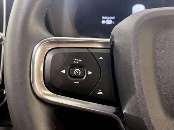Volvo XC40 Recharge 69kWh Plus SUV 5dr Electric Auto (231 ps)