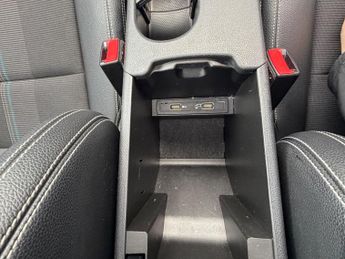 Mercedes-Benz CLA 2.1 CLA200d Sport Shooting Brake 7G-DCT Euro 6 (s/s) 5dr