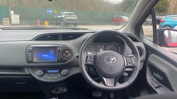 Toyota Yaris 1.5 VVT-h Icon E-CVT Euro 6 (s/s) 5dr