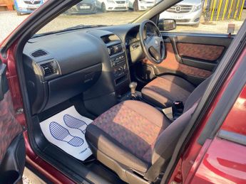 Vauxhall Astra 1.6i LS 5dr