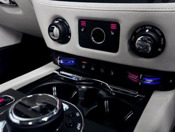 Rolls-Royce Dawn 6.6 V12 Auto Euro 6 2dr