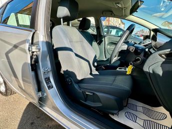 Ford Fiesta 1.4 Zetec 5dr