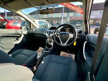 Ford Fiesta 1.4 Zetec 5dr