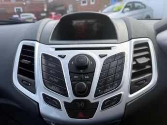 Ford Fiesta 1.4 Zetec 5dr