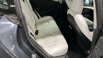 Tesla Model 3 (Dual Motor) Long Range Auto 4WDE 4dr