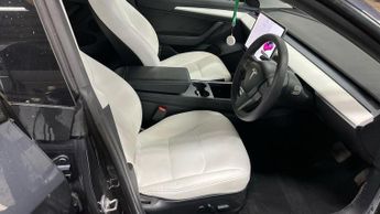 Tesla Model 3 (Dual Motor) Long Range Auto 4WDE 4dr