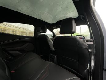 Ford Mustang Mach-E EXT RANGE AWD