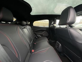 Ford Mustang Mach-E EXT RANGE AWD