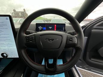 Ford Mustang Mach-E EXT RANGE AWD