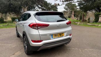 Hyundai TUCSON 2.0 CRDi Premium SE Auto 4WD Euro 6 5dr