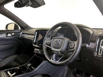 Volvo XC40 Recharge 69kWh Core SUV 5dr Electric Auto (231 ps)