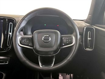 Volvo XC40 Recharge 69kWh Core SUV 5dr Electric Auto (231 ps)