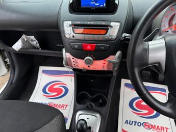 Toyota AYGO 1.0 VVT-i Move MultiMode Euro 5 5dr