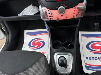 Toyota AYGO 1.0 VVT-i Move MultiMode Euro 5 5dr