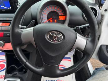Toyota AYGO 1.0 VVT-i Move MultiMode Euro 5 5dr
