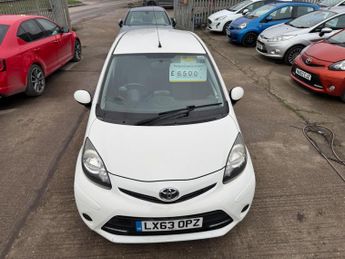 Toyota AYGO 1.0 VVT-i Move MultiMode Euro 5 5dr
