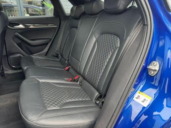AUDI RS Q3 2.5 TFSI SUV 5dr Petrol S Tronic quattro Euro 5 (s/s) (310 ps) *