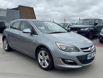 Vauxhall Astra 2.0 CDTi ecoFLEX SRi Euro 5 (s/s) 5dr