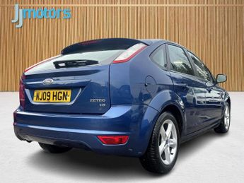 Ford Focus 1.6 Zetec 5dr