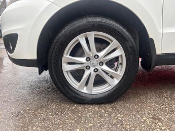 Hyundai Santa Fe 2.2 CRDi Premium 4WD Euro 5 5dr (5 seat)