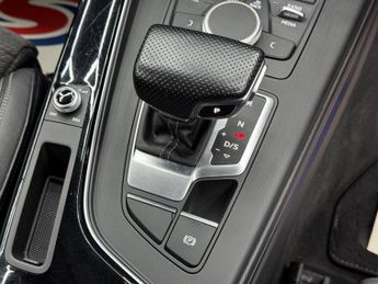 Audi A4 Avant 2.0 TDI Black Edition S Tronic quattro Euro 6 (s/s) 5dr