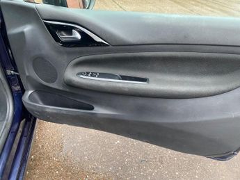 Citroen DS3 1.6 VTi DStyle Plus Auto Euro 5 3dr