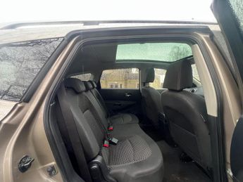 Nissan Qashqai+2 2.0 Acenta 2WD 5dr