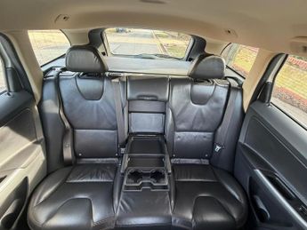 Volvo XC60 2.4 D5 SE Lux Geartronic AWD Euro 5 5dr