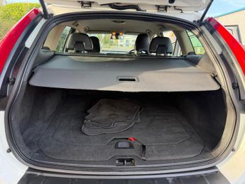 Volvo XC60 2.4 D5 SE Lux Geartronic AWD Euro 5 5dr